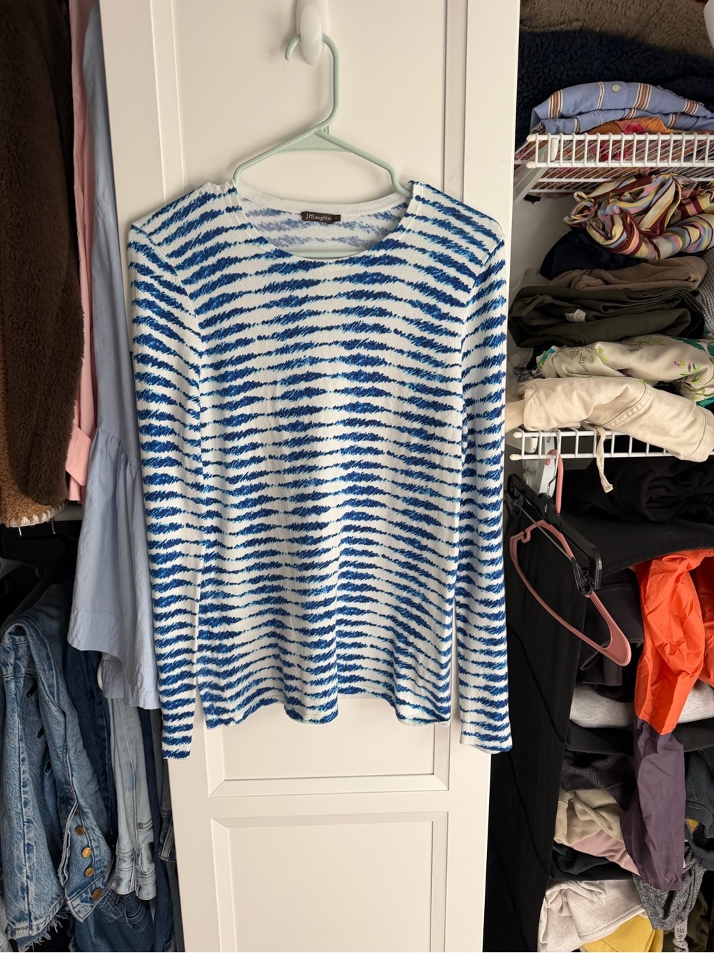 J.McLaughlin light sweater size medium